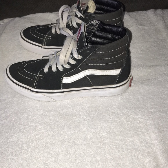 Vans - Picture 3 of 3